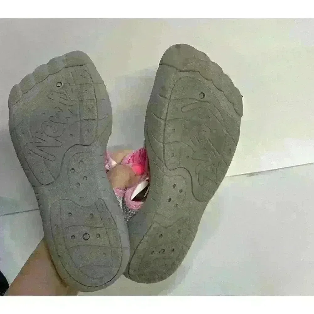 Newtz Kids Youth Size 13-1 Water Shoes Swim Pink Glitter Heart Hook Loop Girls‎